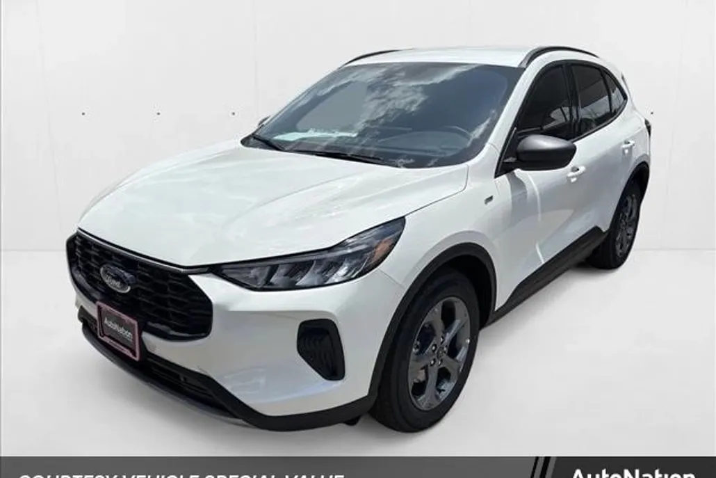 2025 Ford Escape ST-Line photo 1