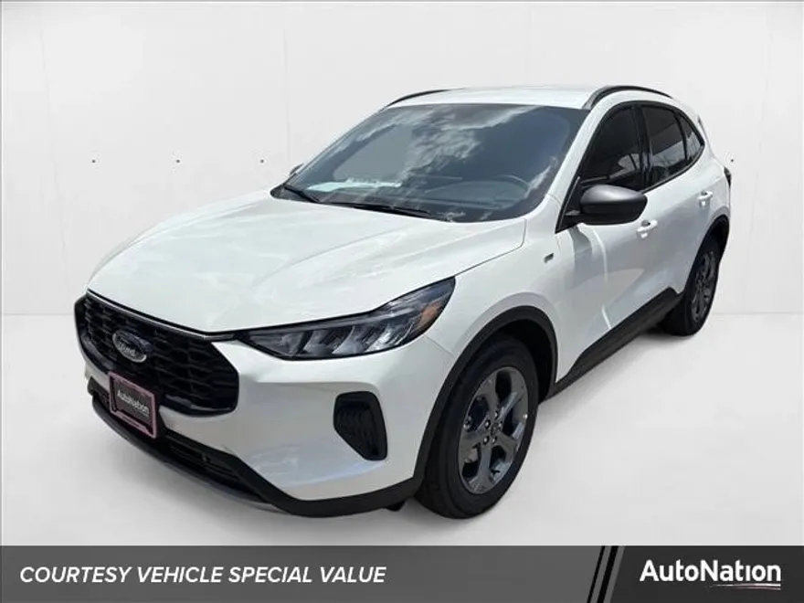 2025 Ford Escape ST-Line photo 1