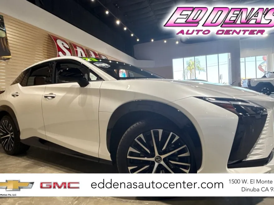 2023 Lexus RZ 450e Premium photo 1