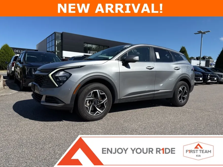 2023 Kia Sportage LX photo 1