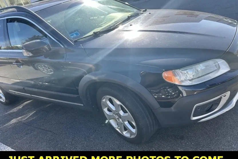 2011 Volvo XC70 T6 photo 1