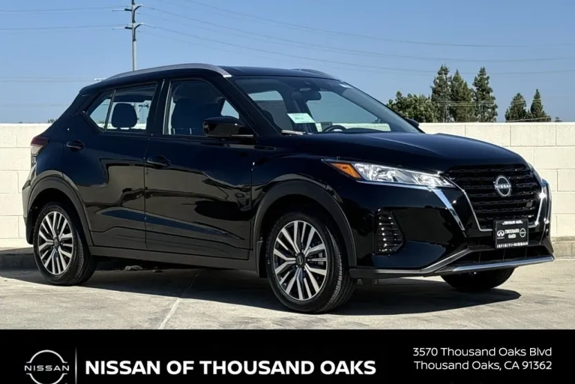 2024 Nissan Kicks SV photo 1