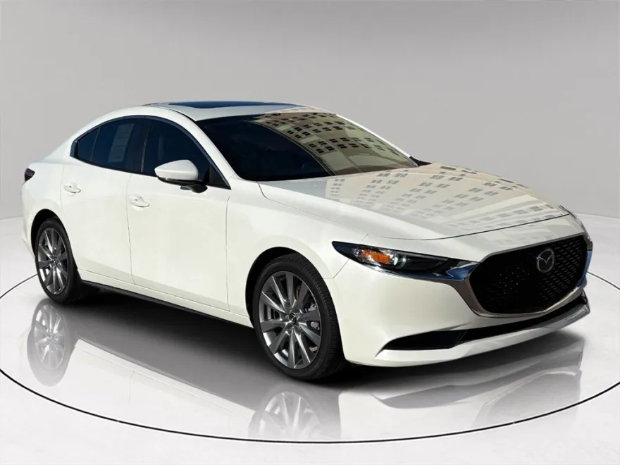 2023 Mazda Mazda3 2.5 s Preferred photo 1