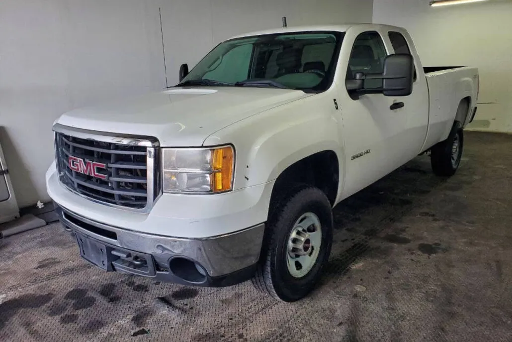 2010 Gmc Sierra Work Truck Base photo 1