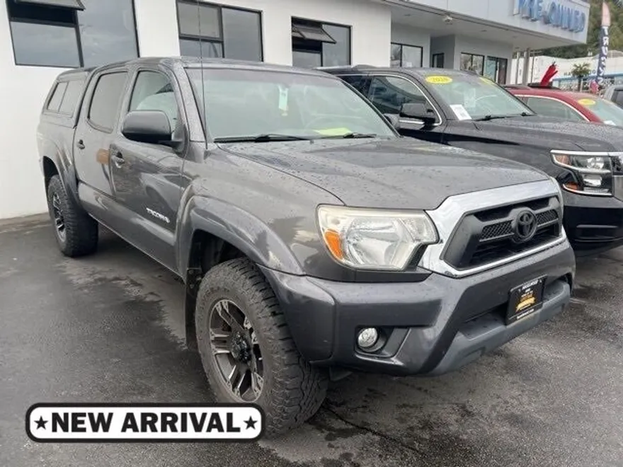 2013 Toyota Tacoma Base Double Cab photo 1