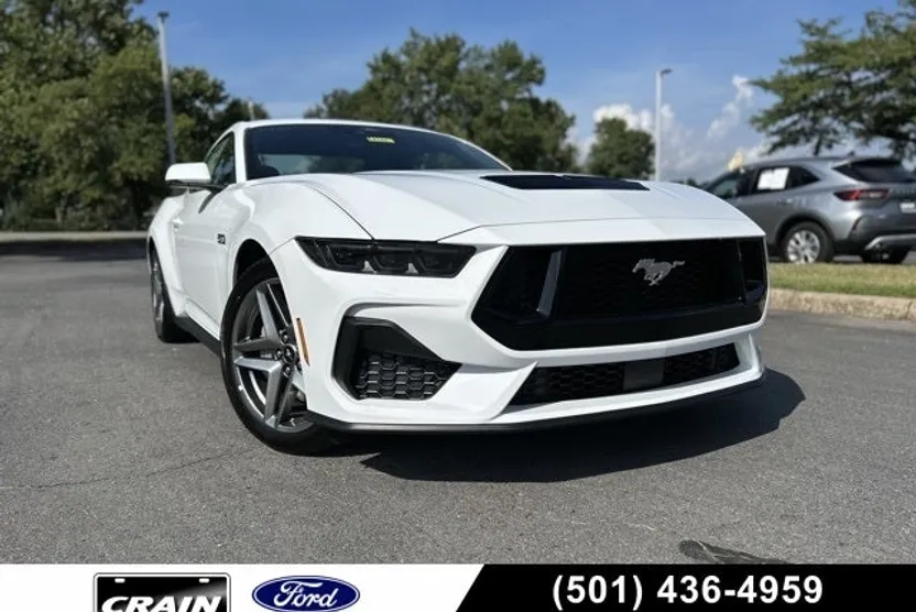 2025 Ford Mustang GT Premium photo 1