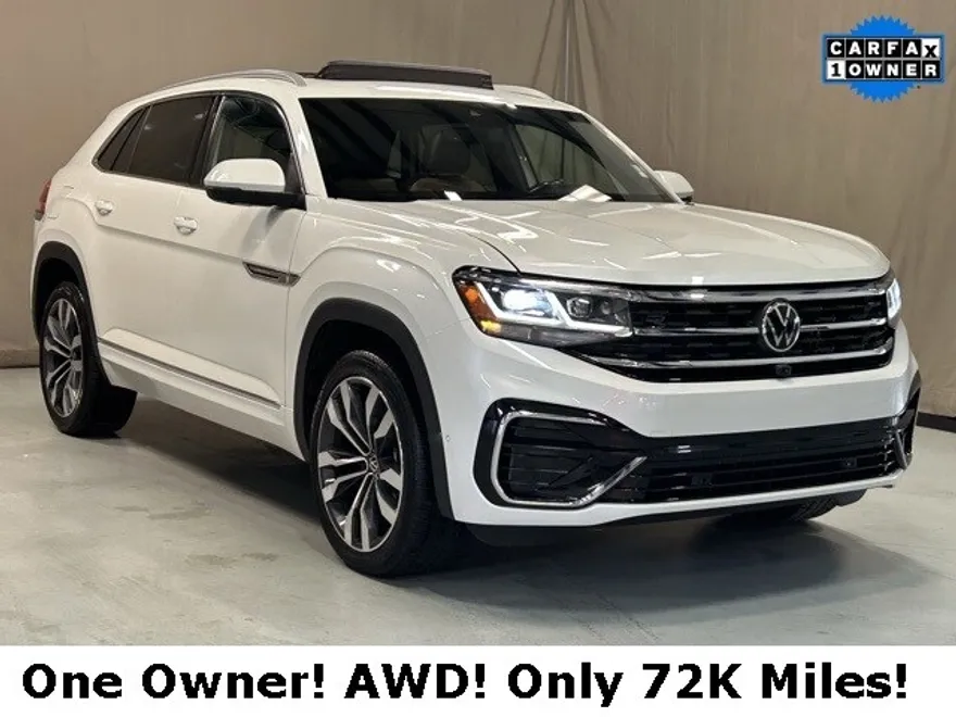 2022 Volkswagen Atlas Cross Sport V6 SEL Premium R-Line photo 1