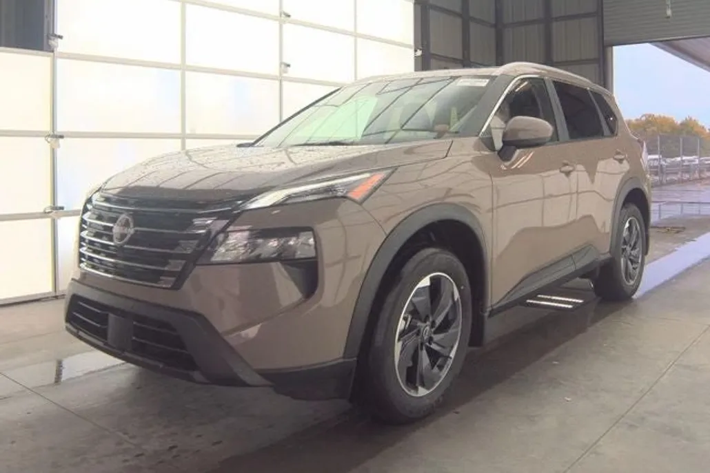 2024 Nissan Rogue SV photo 1