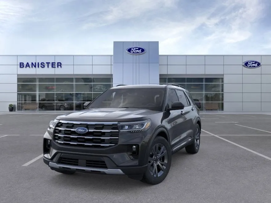 2025 Ford Explorer photo 1