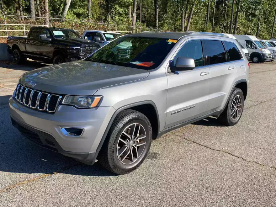 2018 Jeep Grand Cherokee Laredo E photo 1
