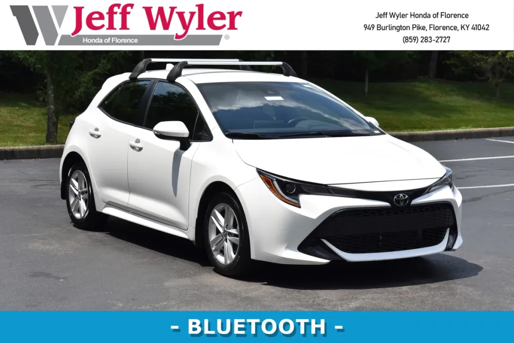 2022 Toyota Corolla SE photo 1