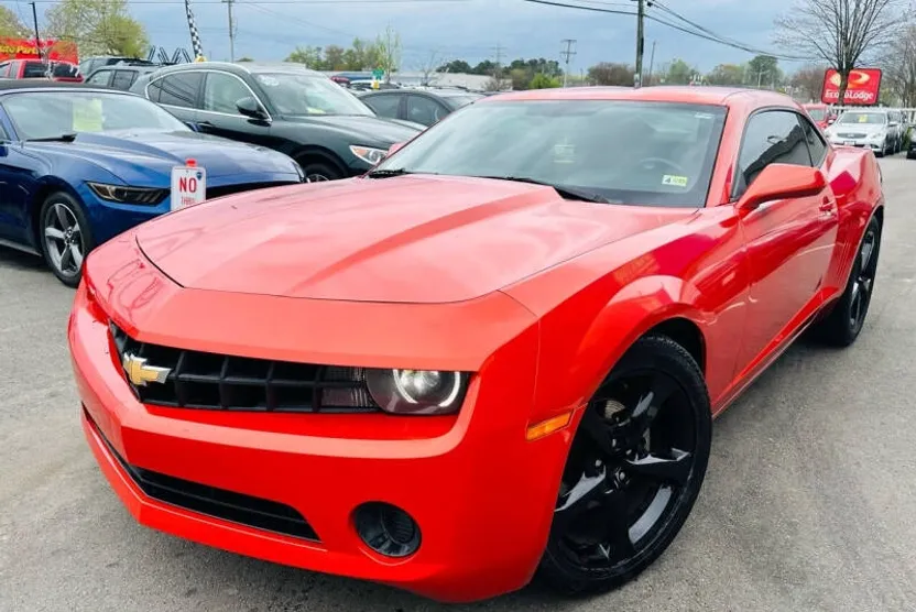 2013 Chevrolet Camaro Coupe 1LT photo 1