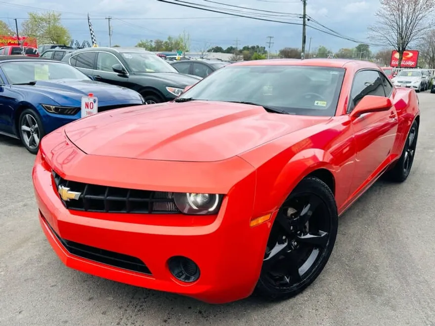 2013 Chevrolet Camaro Coupe 1LT photo 1
