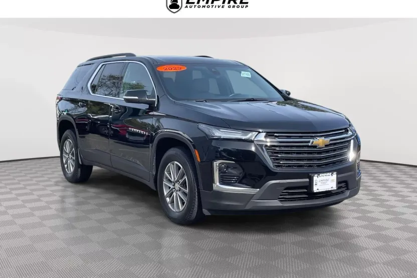 2023 Chevrolet Traverse Leather photo 1
