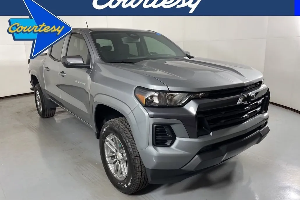 2026 Chevrolet Colorado LT photo 1