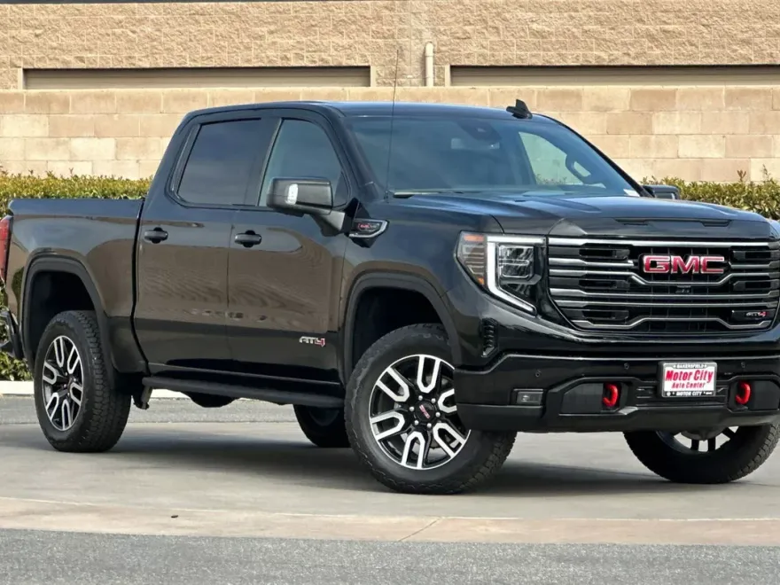 2025 Gmc Sierra 1500 AT4 photo 1