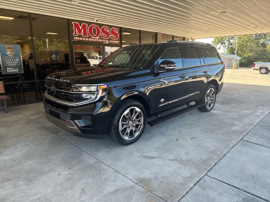 2025 Ford Expedition King Ranch photo 1