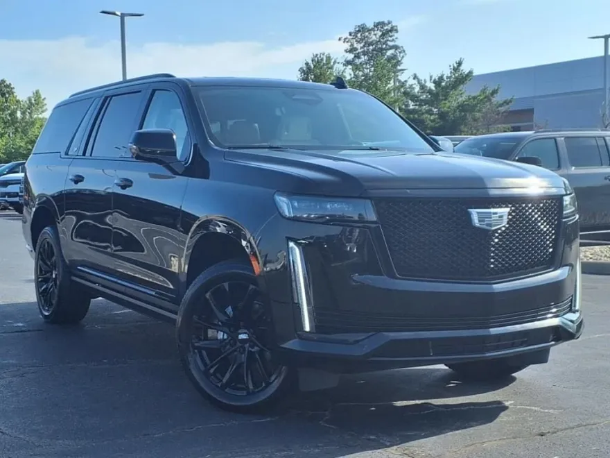 2022 Cadillac Escalade ESV Sport Platinum photo 1