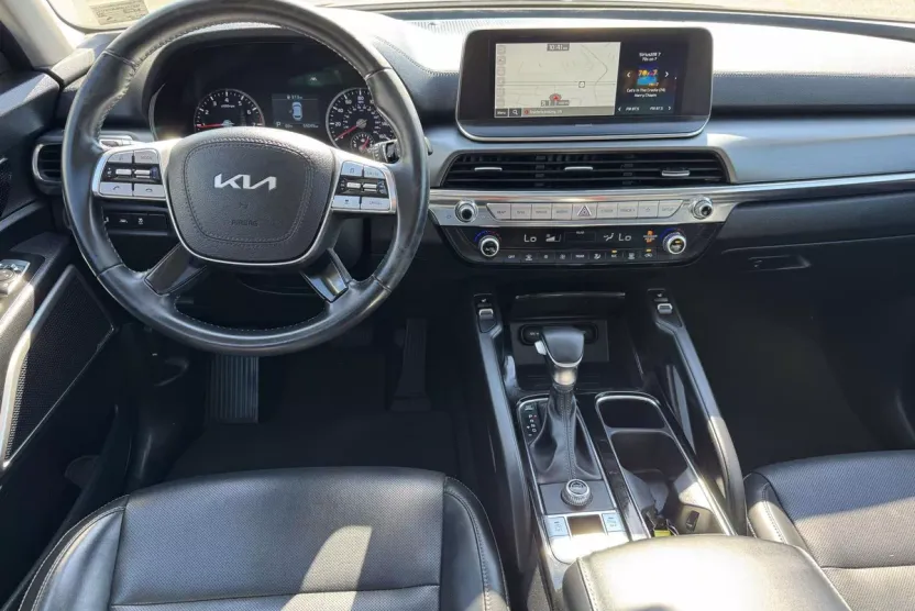 2022 Kia Telluride S photo 1