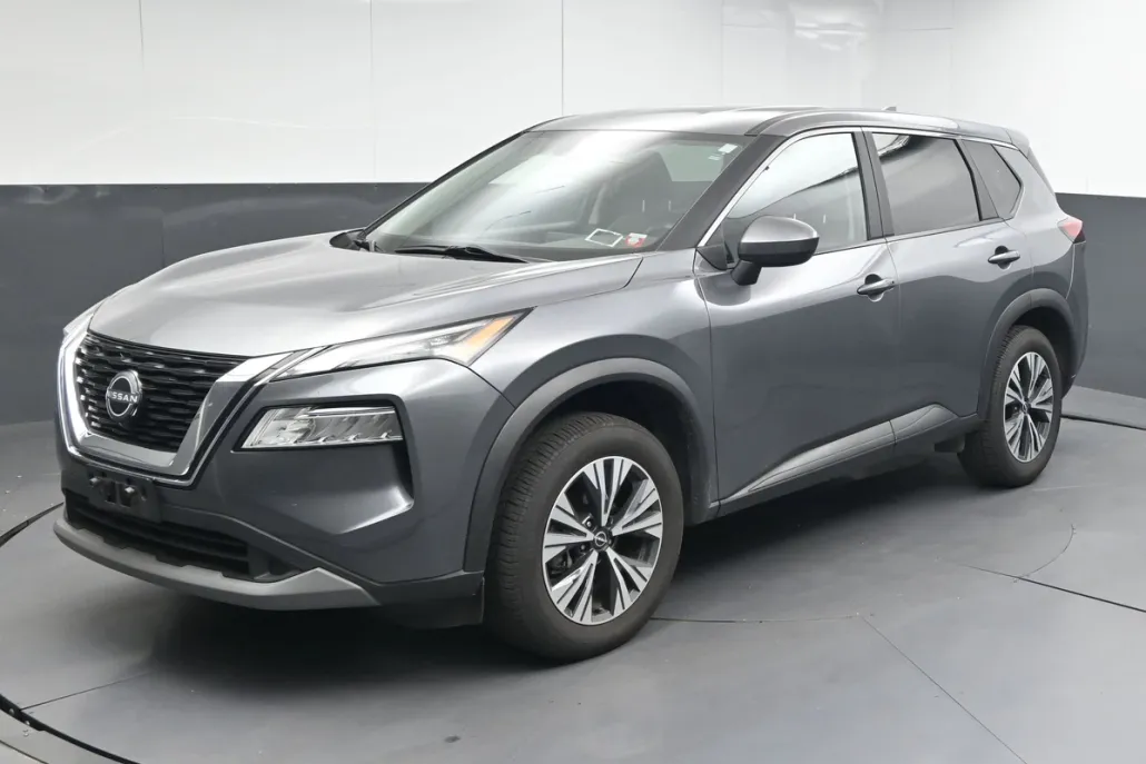 2023 Nissan Rogue SV photo 1