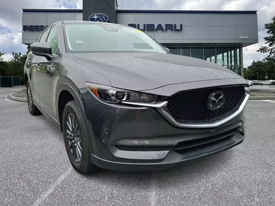 2019 Mazda CX-5 Touring photo 1