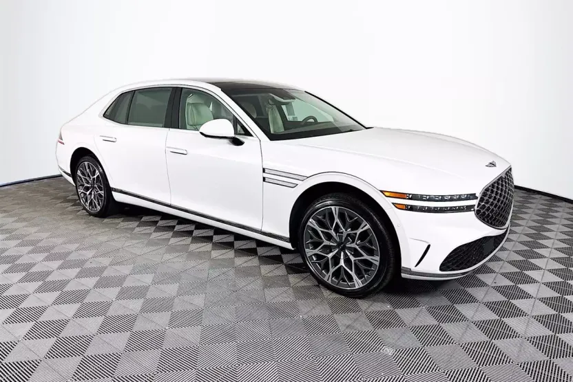 2025 Genesis G90 3.5T E-Supercharger photo 1
