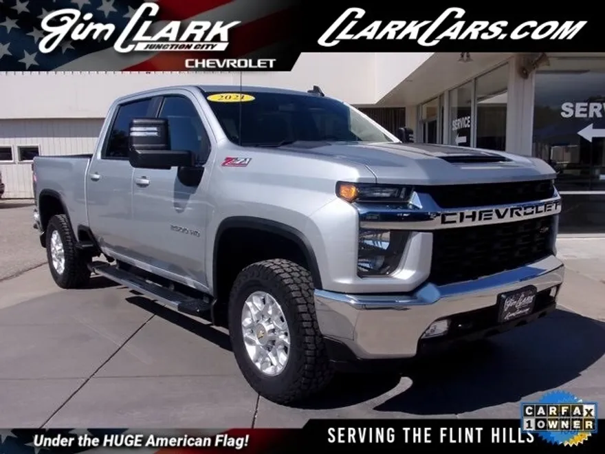 2021 Chevrolet Silverado 2500HD LT photo 1