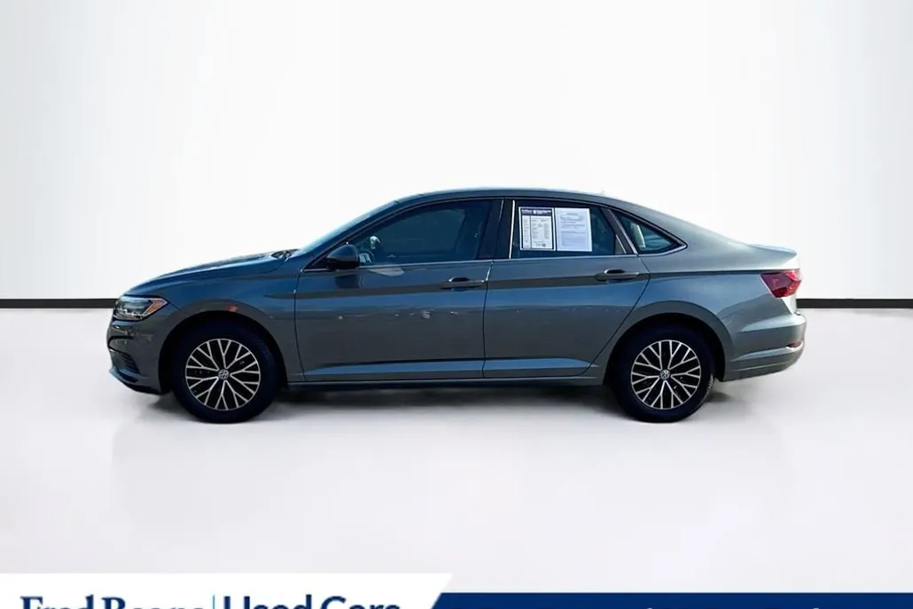 2021 Volkswagen Jetta S photo 1