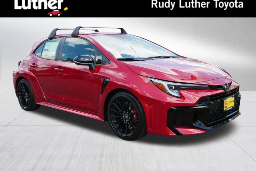 2025 Toyota Corolla GR Hybrid Premium Plus photo 1