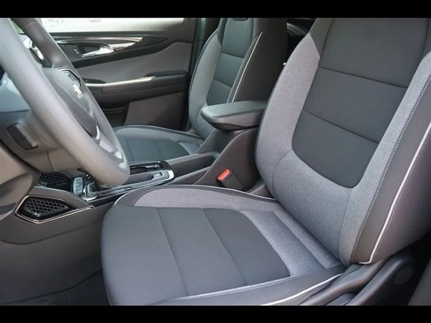 2026 Chevrolet Trailblazer LT photo 1