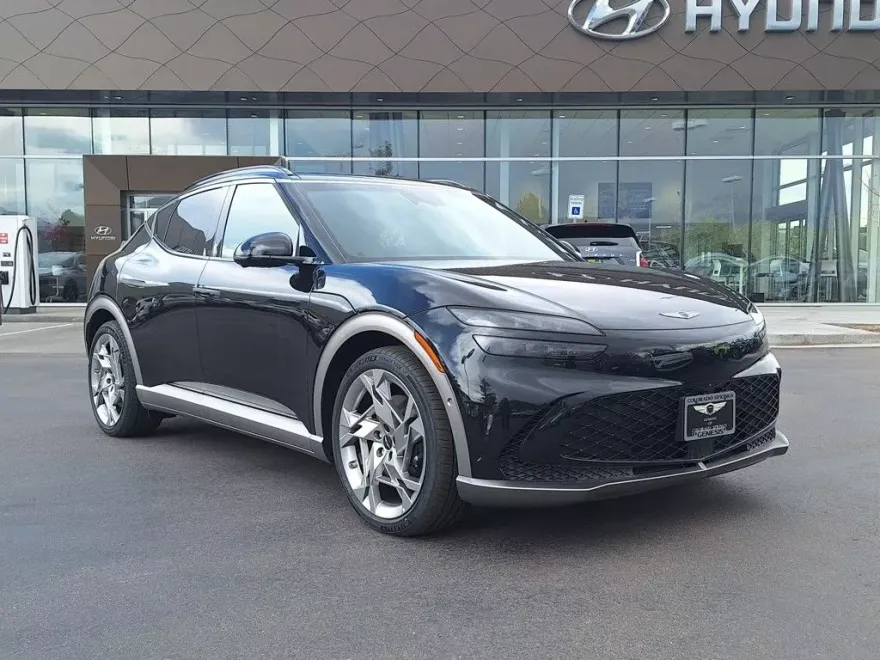 2024 Genesis GV60 Performance photo 1