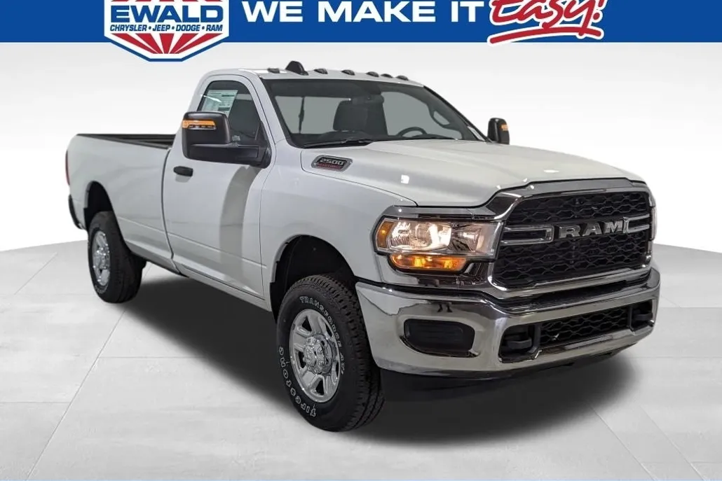 2024 Ram 2500 Tradesman photo 1