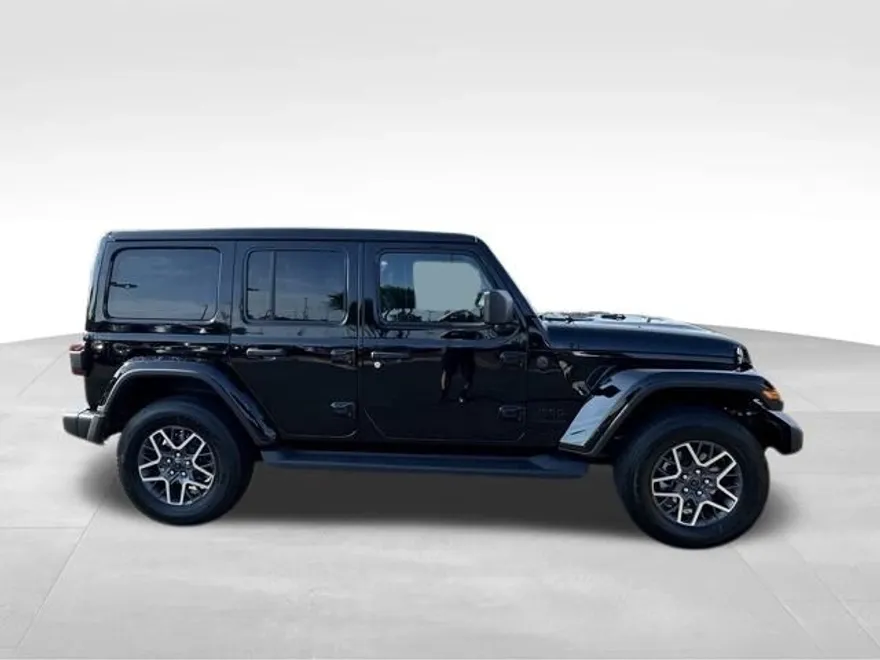 2025 Jeep Wrangler Sahara photo 1