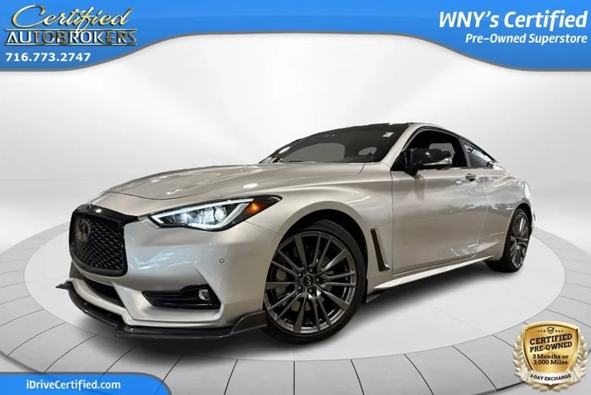 2017 Infiniti Q60 Sport photo 1