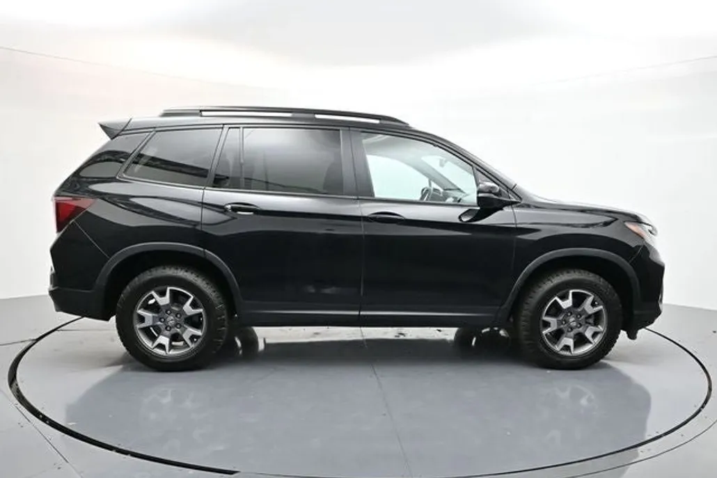 2022 Honda Passport TrailSport photo 1