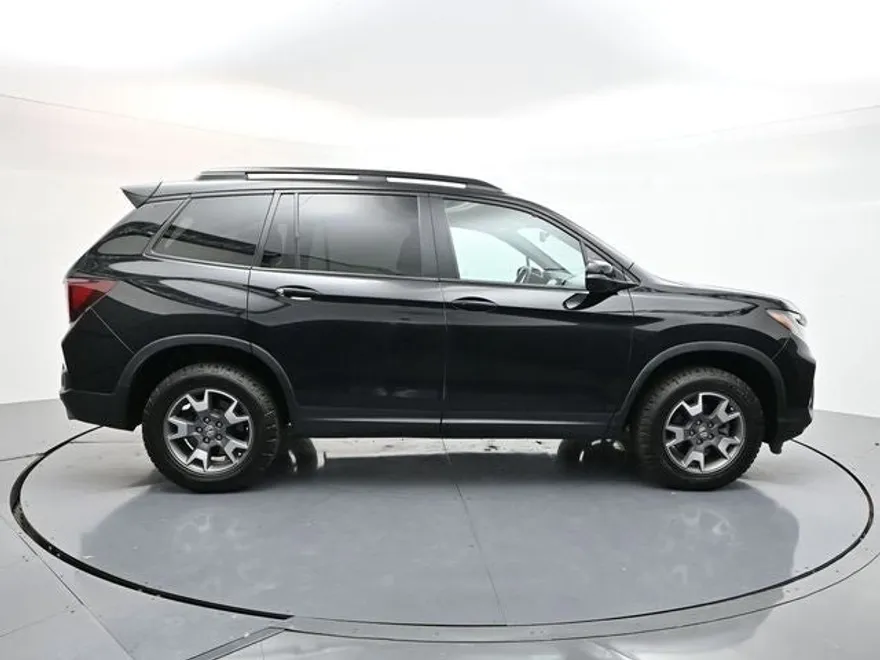 2022 Honda Passport TrailSport photo 1