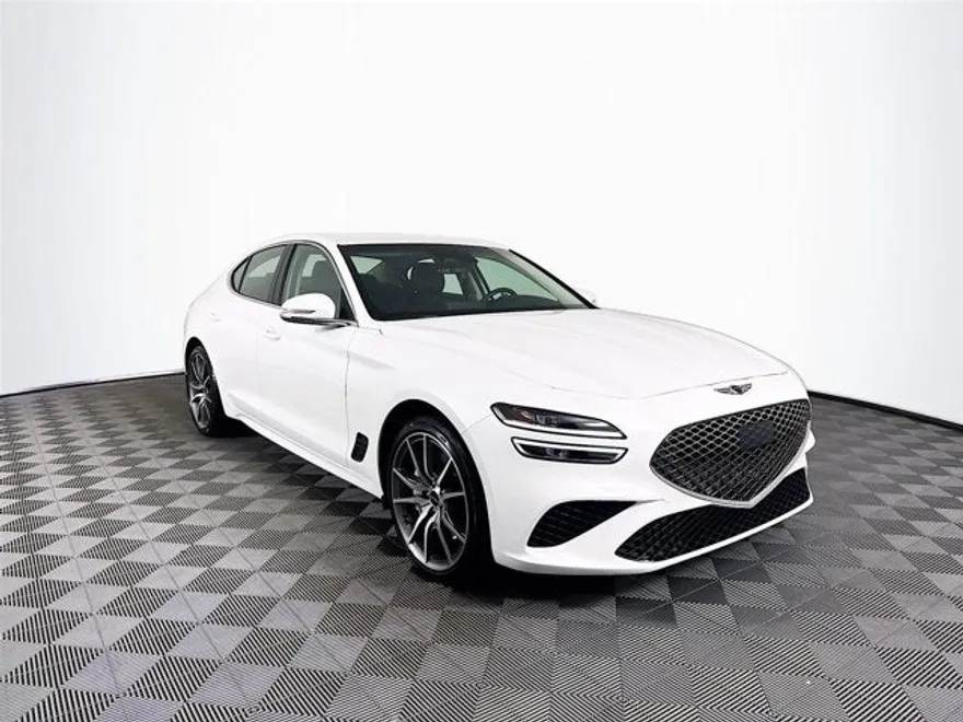 2025 Genesis G70 2.5T photo 1