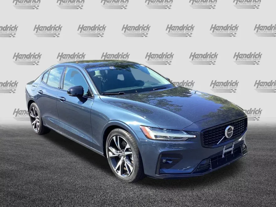 2024 Volvo S60 Core photo 1