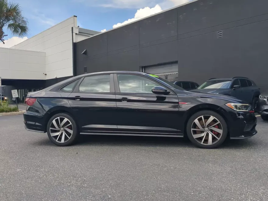 2020 Volkswagen Jetta GLI 2.0T photo 1