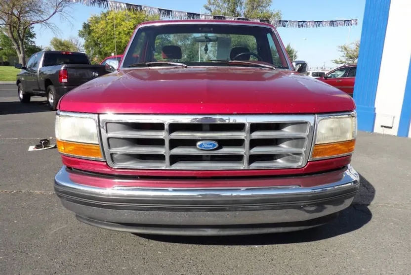 1994 Ford F-150 XLT photo 1