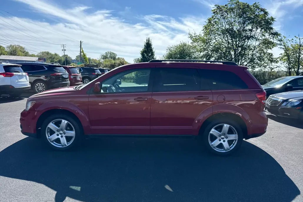2012 Dodge Journey SXT photo 1