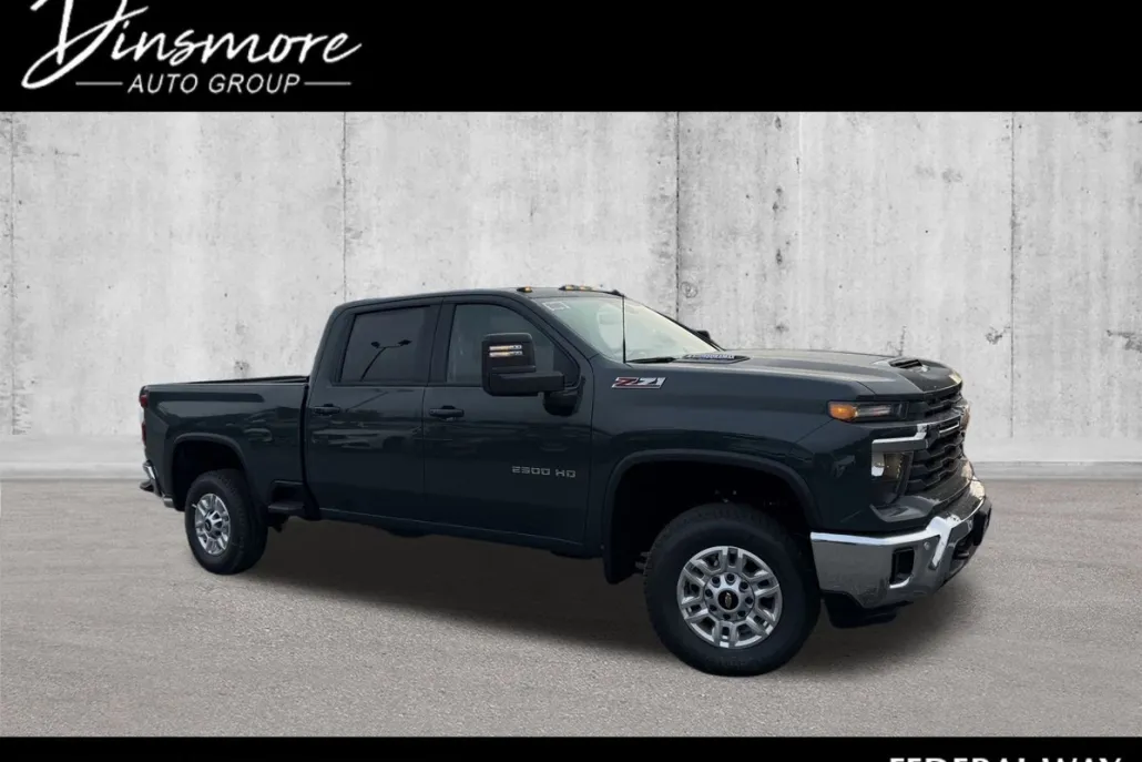 2025 Chevrolet Silverado 2500HD LT photo 1