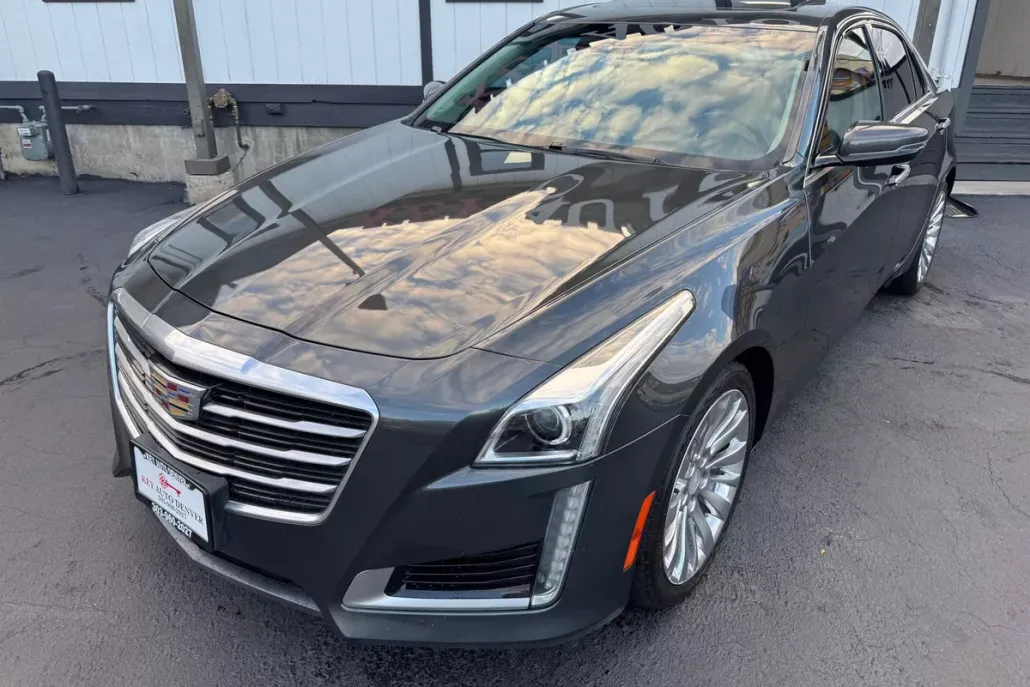 2015 Cadillac CTS Luxury photo 1