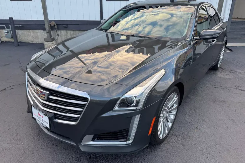 2015 Cadillac CTS Luxury photo 1