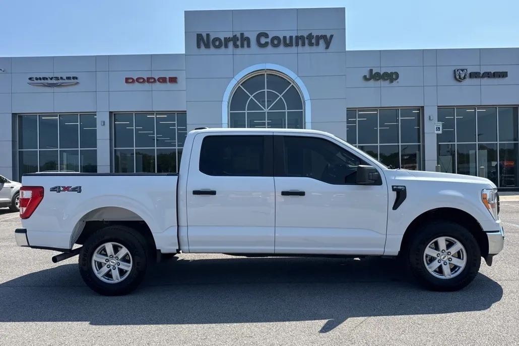 2022 Ford F-150 XL photo 1