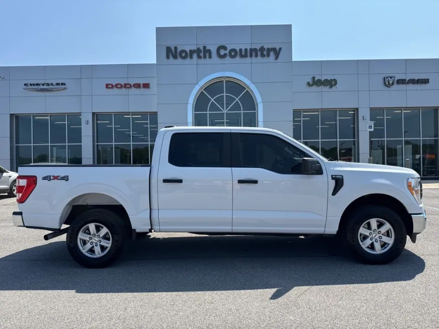 2022 Ford F-150 XL photo 1