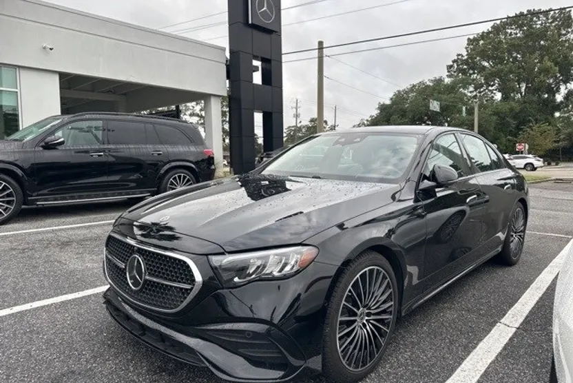 2025 Mercedes Benz E 350 photo 1
