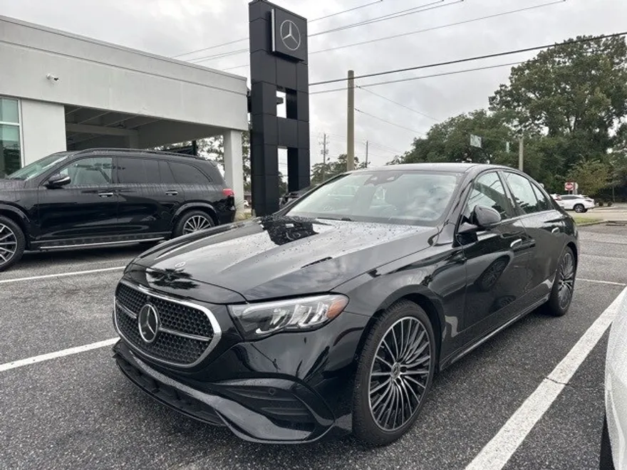 2025 Mercedes Benz E 350 photo 1