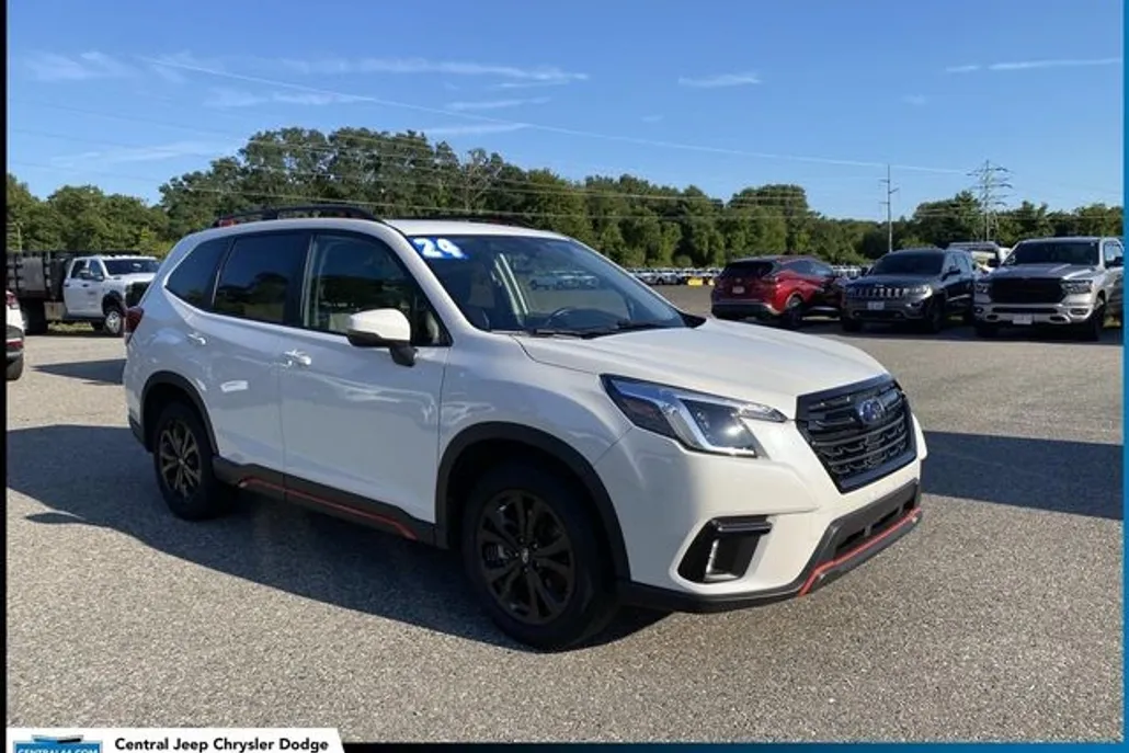 2024 Subaru Forester Sport photo 1