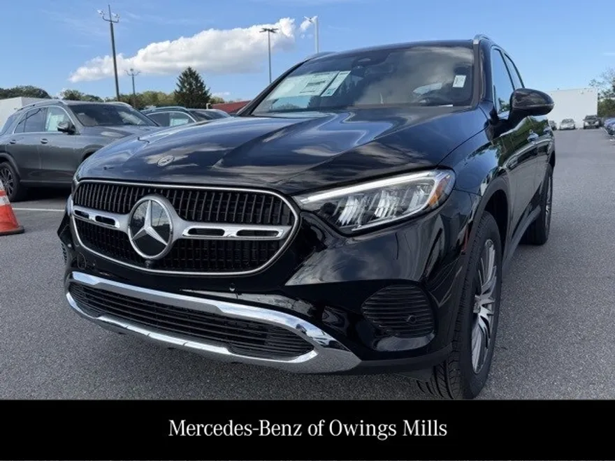 2026 Mercedes Benz GLC 300 4MATIC photo 1